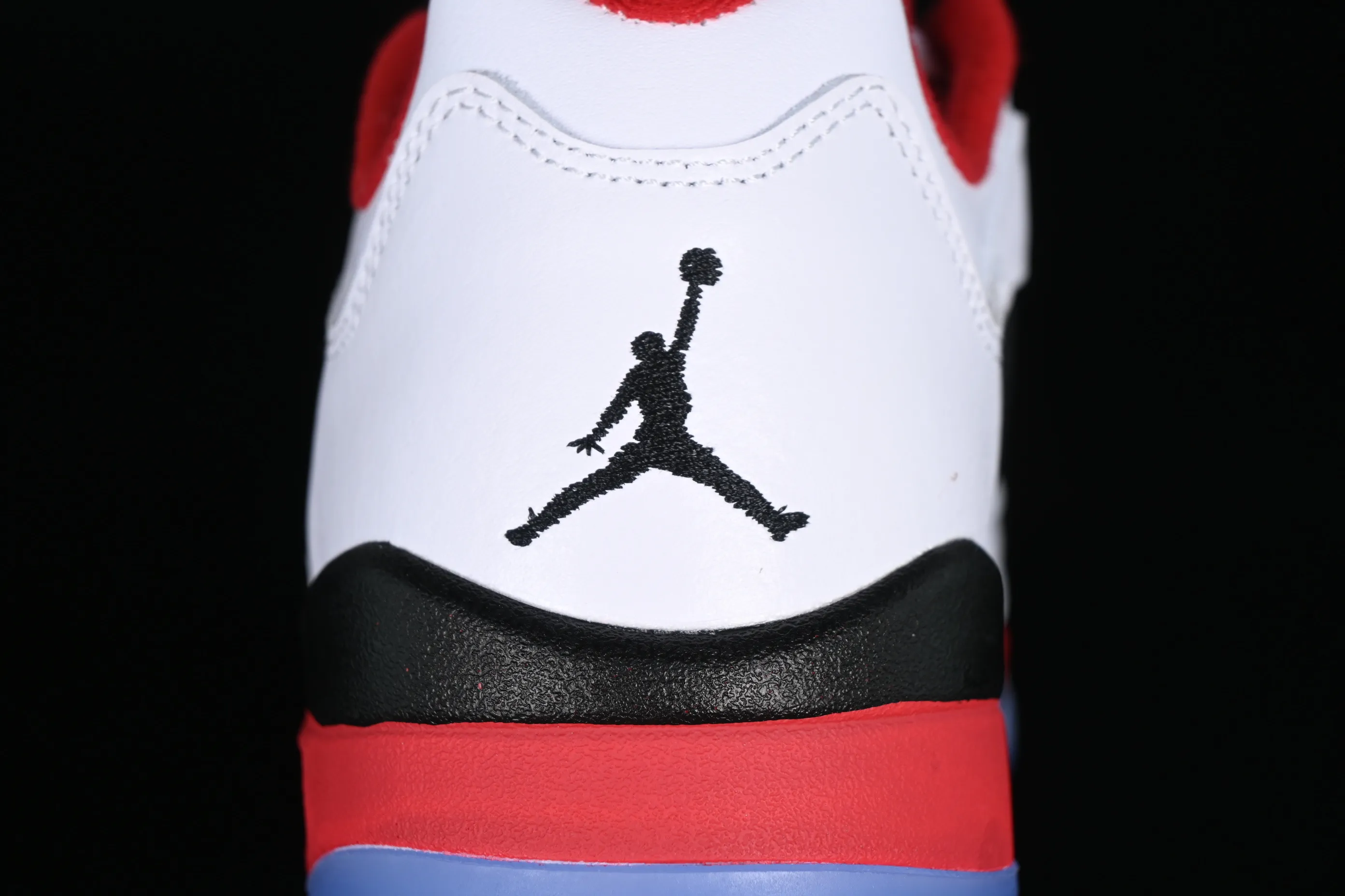All categories Air Jordan Jordan series basketball shoes Air Jordan 5 Air Jordan 5 Low "Fire Red" AJ5 Joe 5 white and red low-top basketball shoes 819171-101